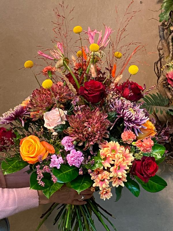 Bunt elegant und verspielt